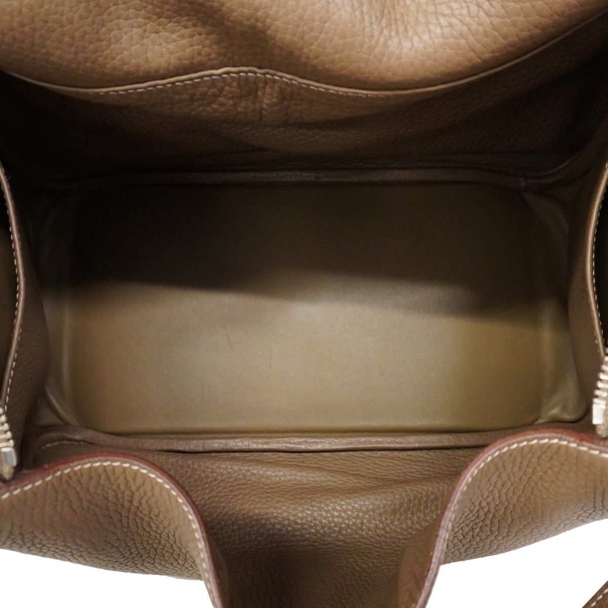 Hermes Handbag Lindy 30 Taurillon Clemence Etoupe Silver 2-Way — view 4