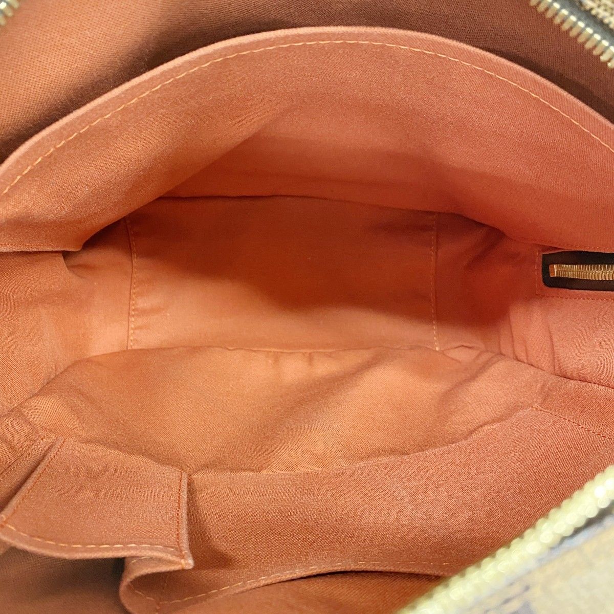 Louis Vuitton Shoulder Bag Damier Olaf GM Ebene — view 4