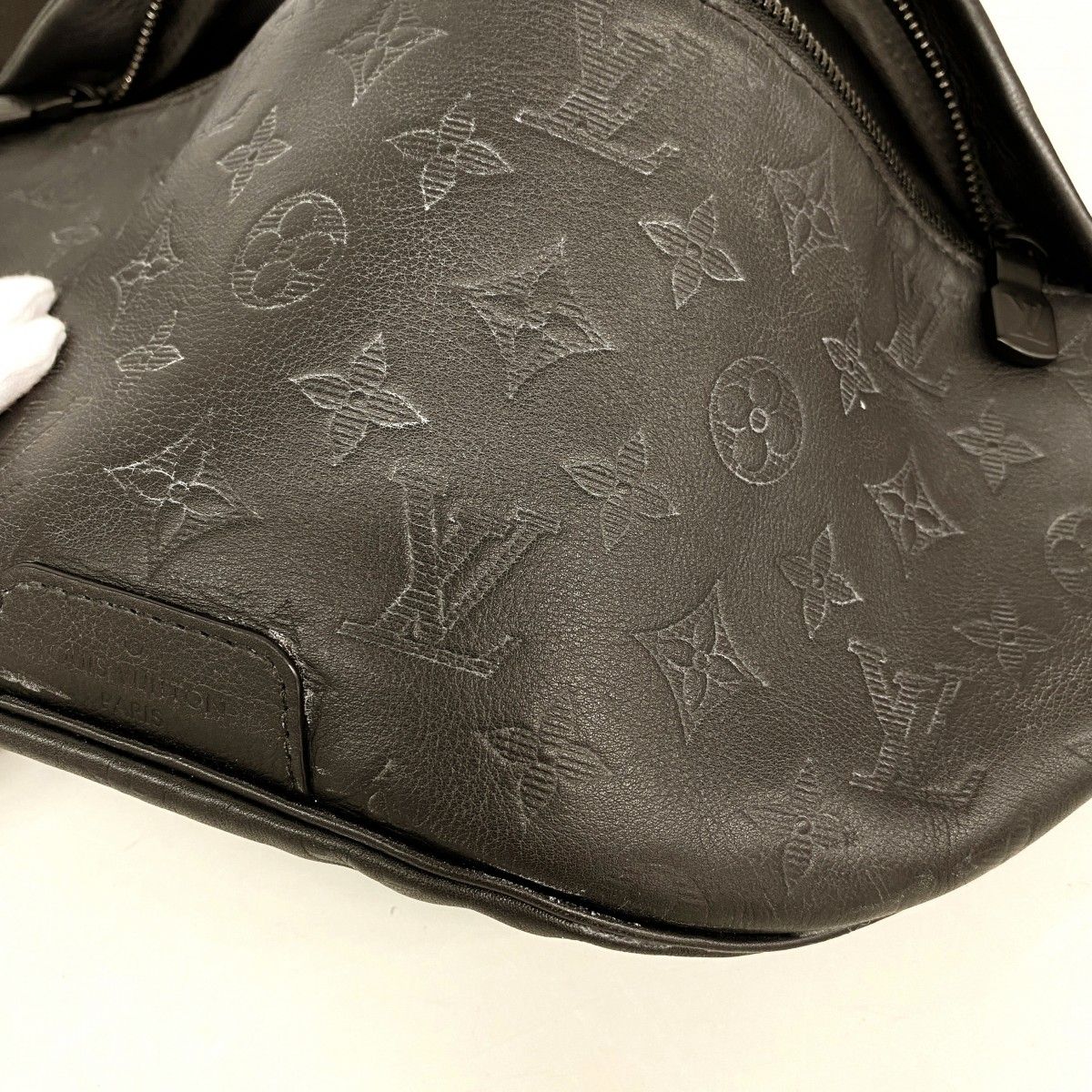 Louis Vuitton Belt Bag Monogram Shadow Discovery PM Black — view 6