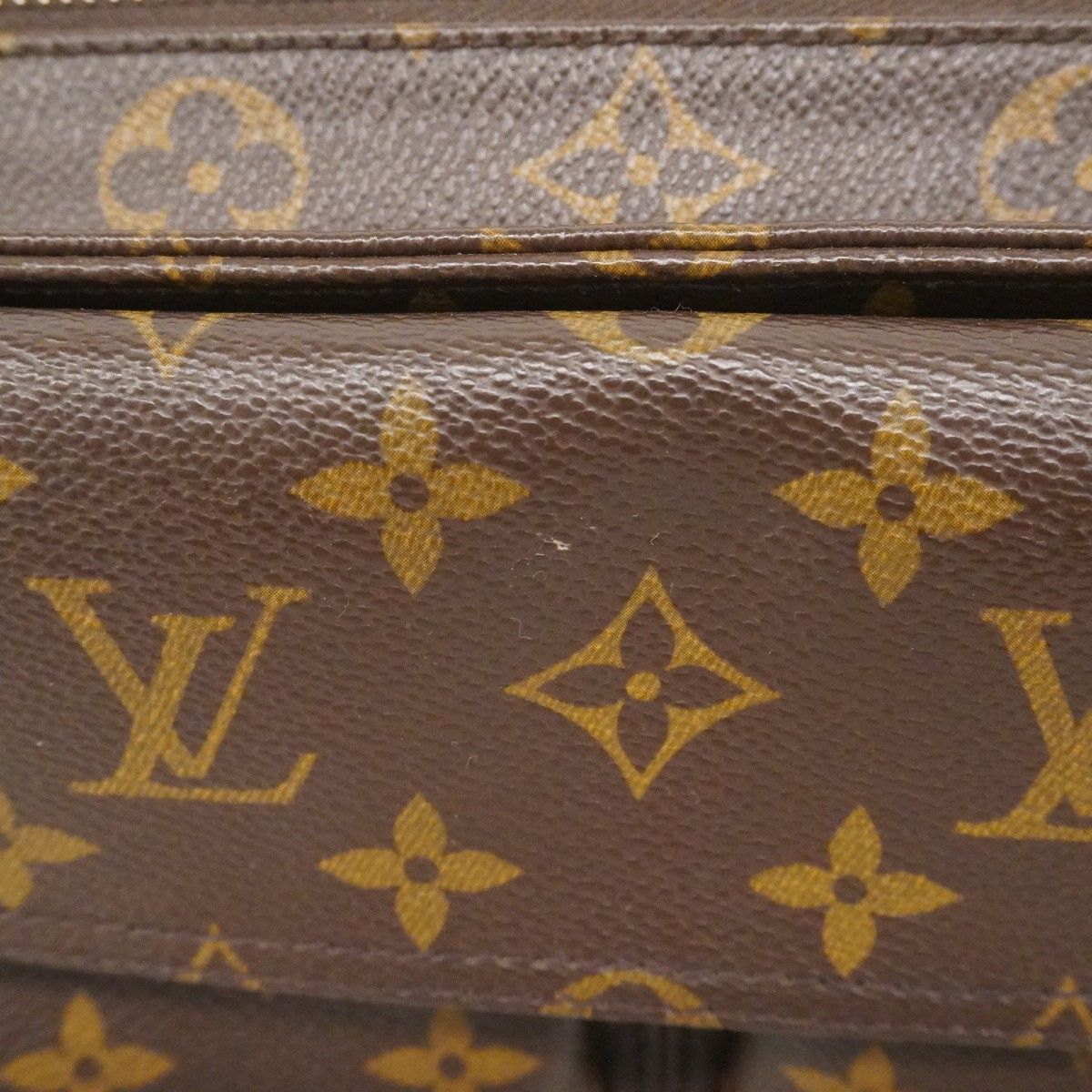 Louis Vuitton Shoulder Bag Monogram Viva Cite MM Brown — view 7