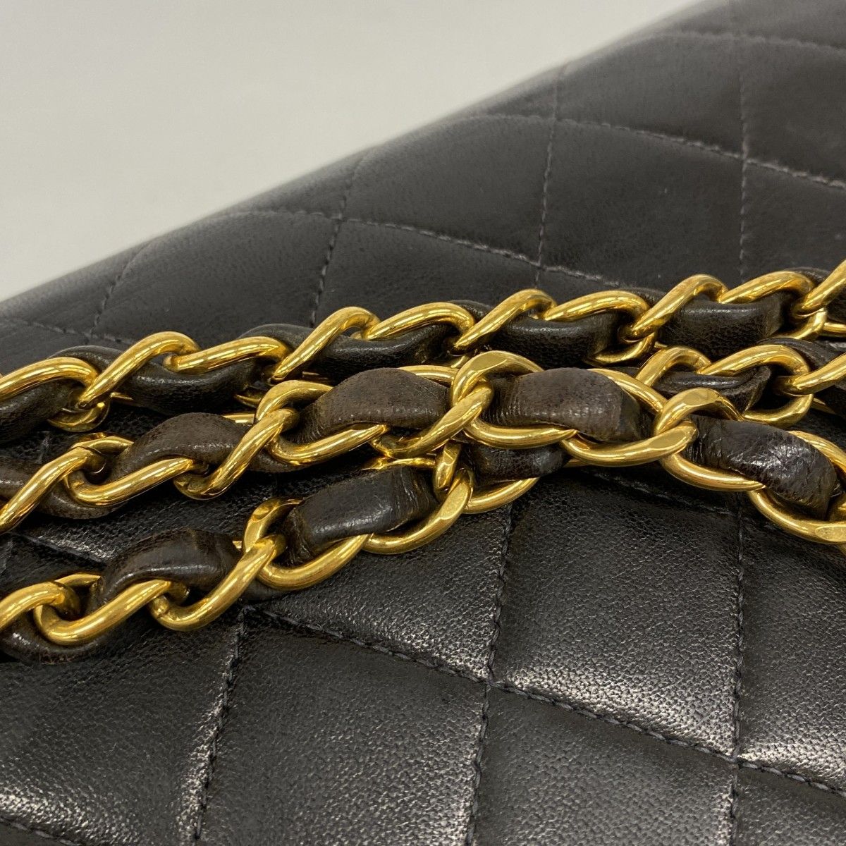 Chanel Shoulder Bag Quilted Lambskin Black Gold — view 8