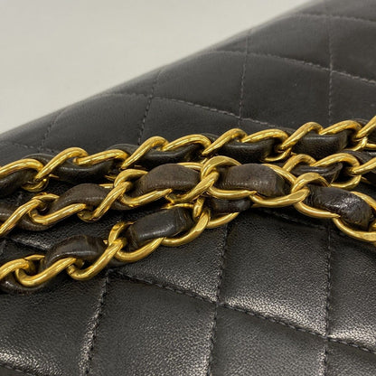 Chanel Shoulder Bag Quilted Lambskin Black Gold — view 8