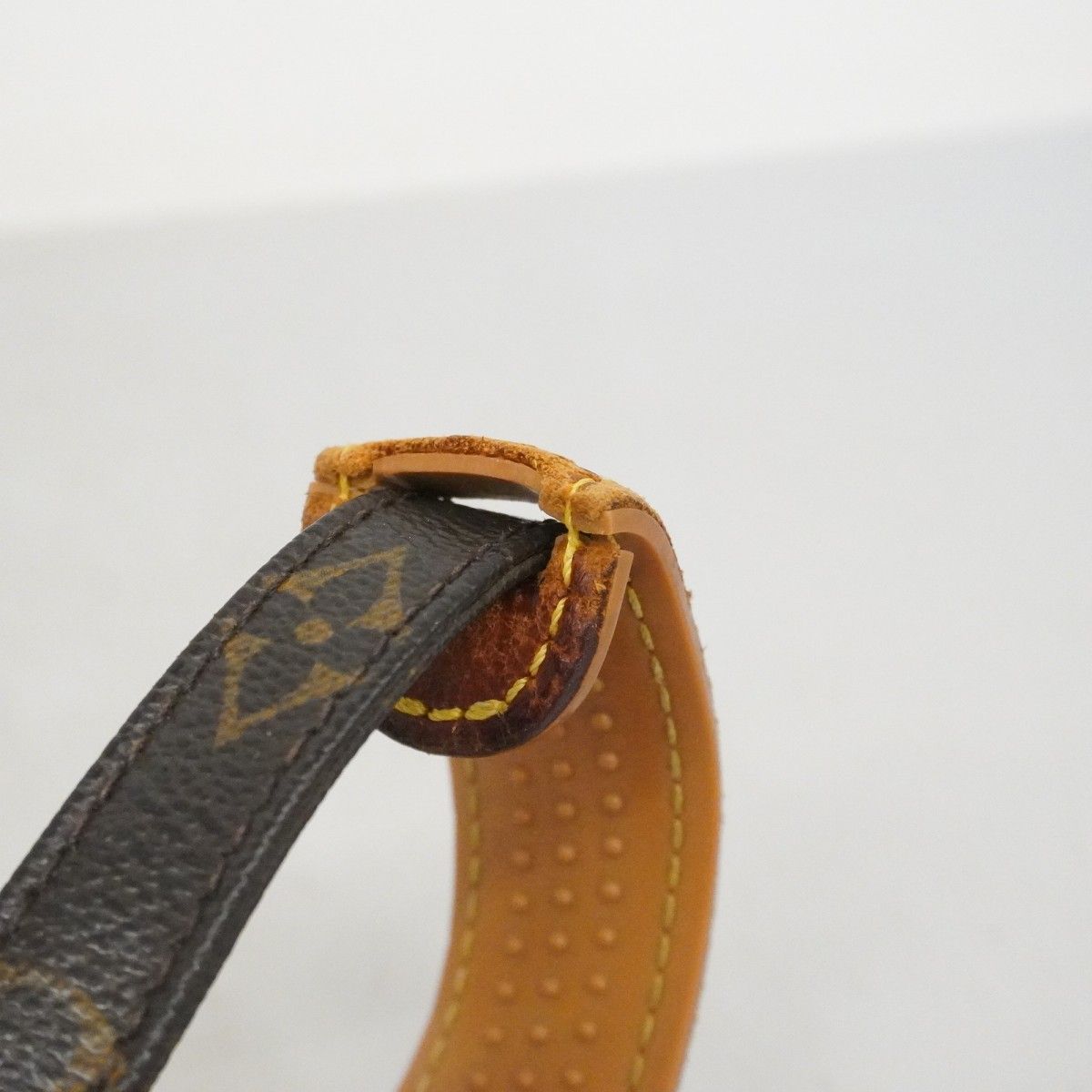 Louis Vuitton Shoulder Bag Monogram Amazon Brown — view 8