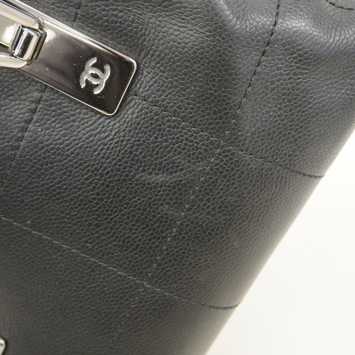 Chanel Handbag Choco Bar Leather Black Silver — view 9
