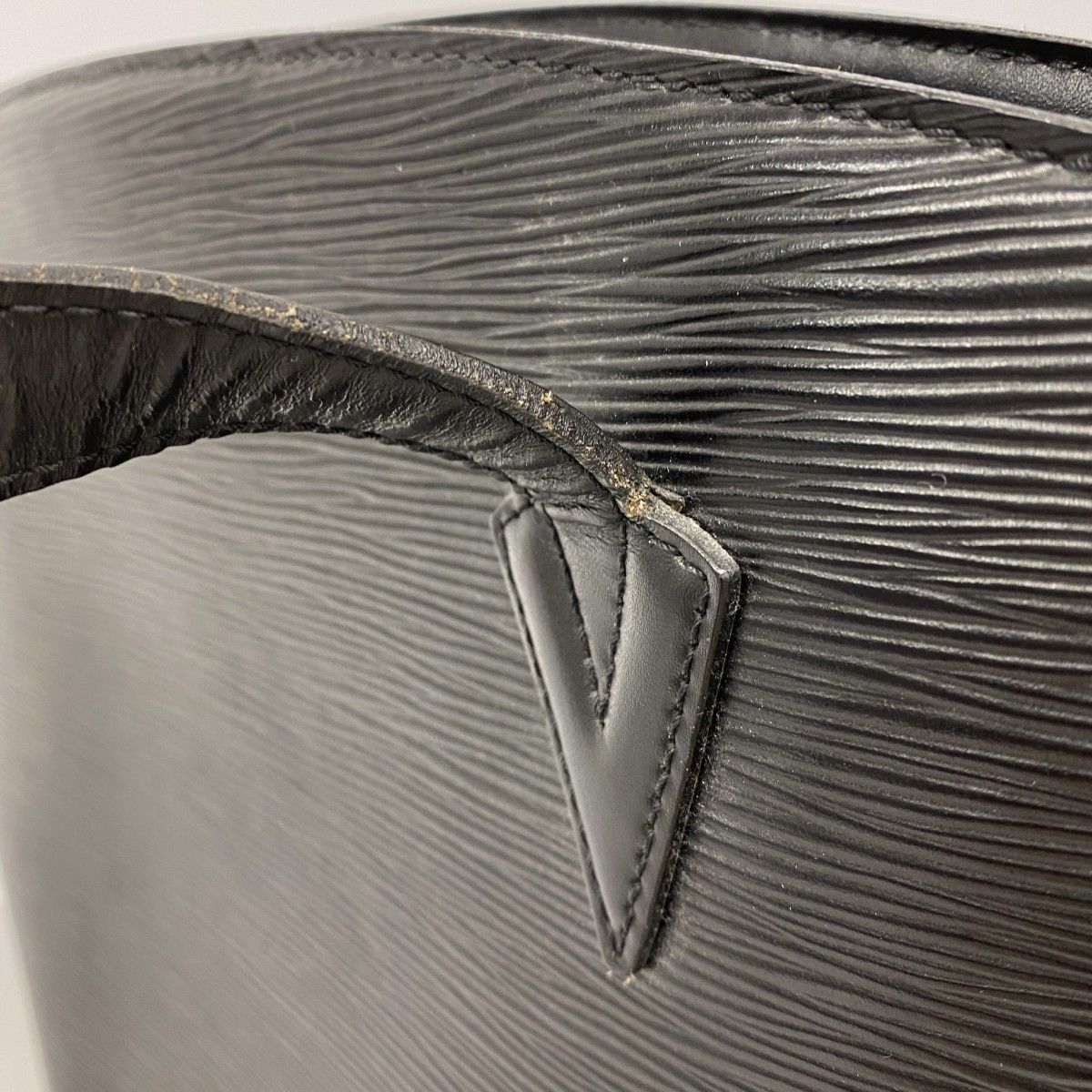 Louis Vuitton Shoulder Bag Epi Saint Jacques Shopping Noir — view 8