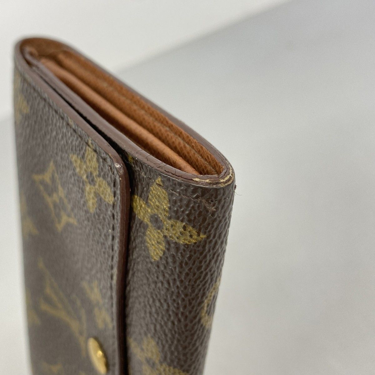 Louis Vuitton Key Holder Monogram Porte-Monnaie Gip Brown — view 6