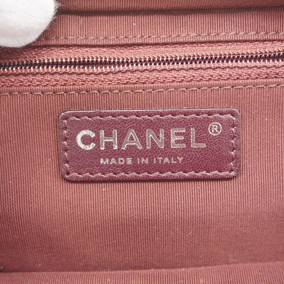 Chanel Shoulder Bag Lambskin Ivory Silver — view 5