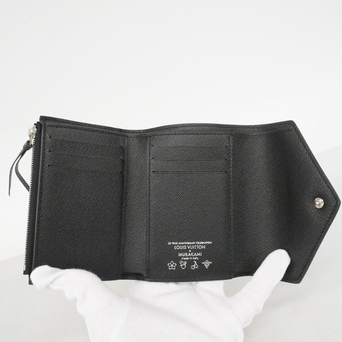 Louis Vuitton Trifold Wallet Monogram Multicolor Portefeuille Victorine Noir — view 3