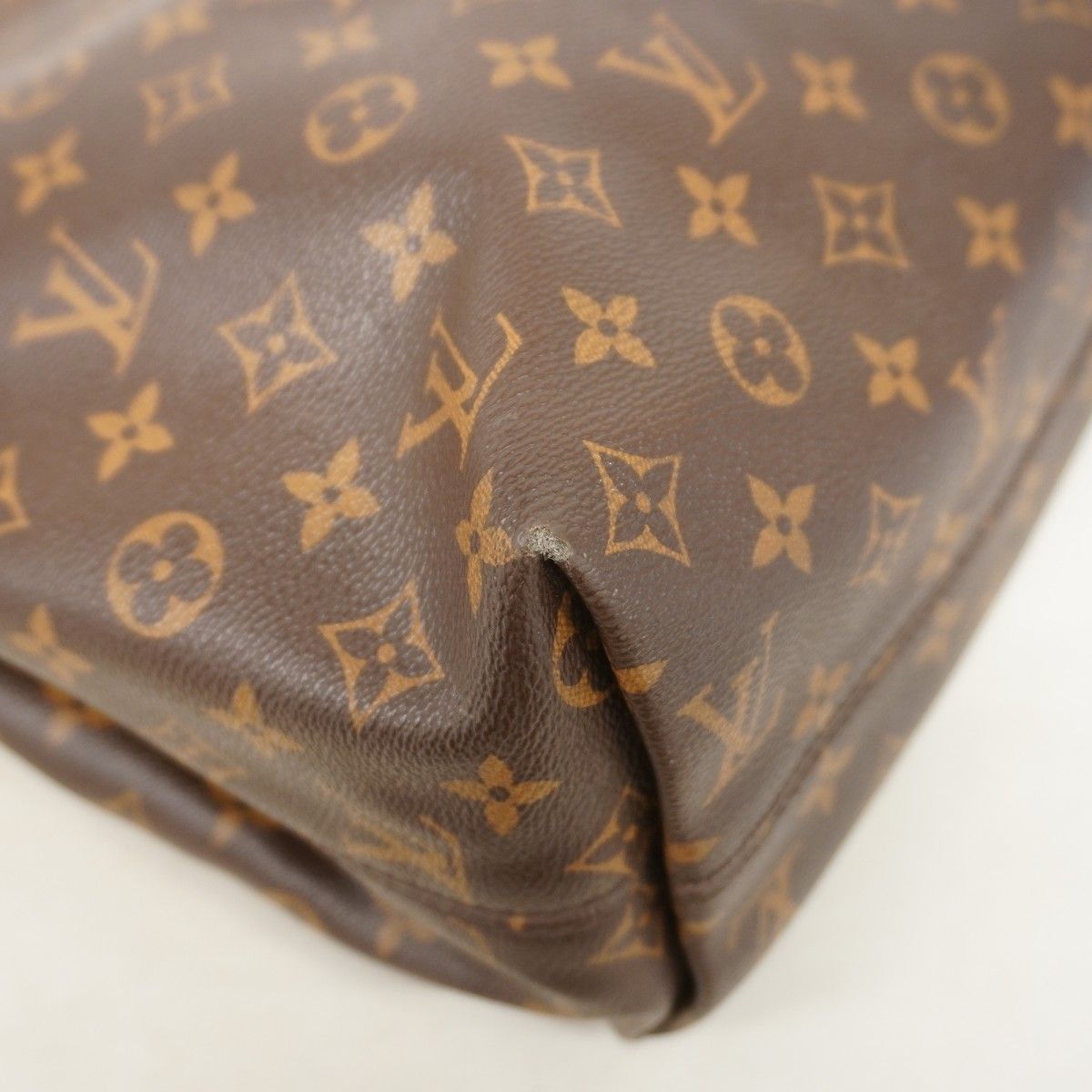 Louis Vuitton Handbag Monogram Gray Souffle MM Pivoine — view 6