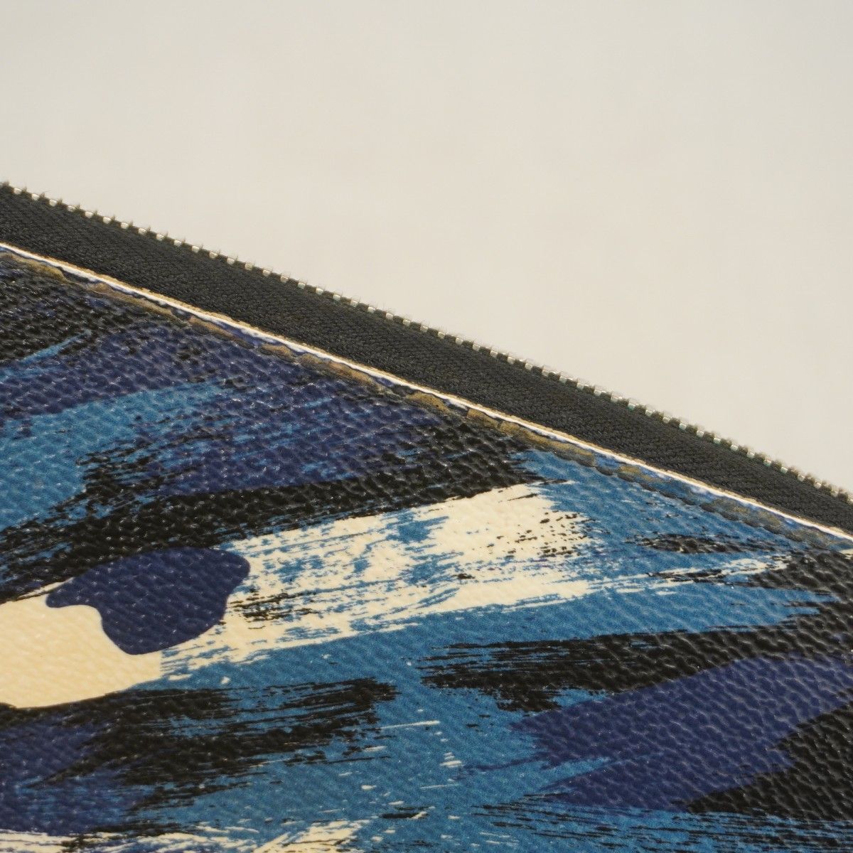 Louis Vuitton Wallet Camouflage Zippy Organizer Black Blue — view 8