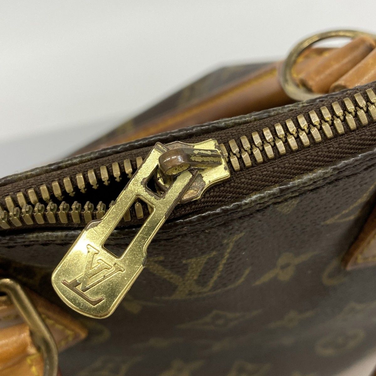 Louis Vuitton Handbag Monogram Alma Brown — view 9