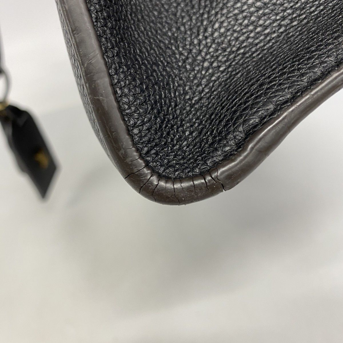 Louis Vuitton Handbag City Steamer MM Noir — view 7