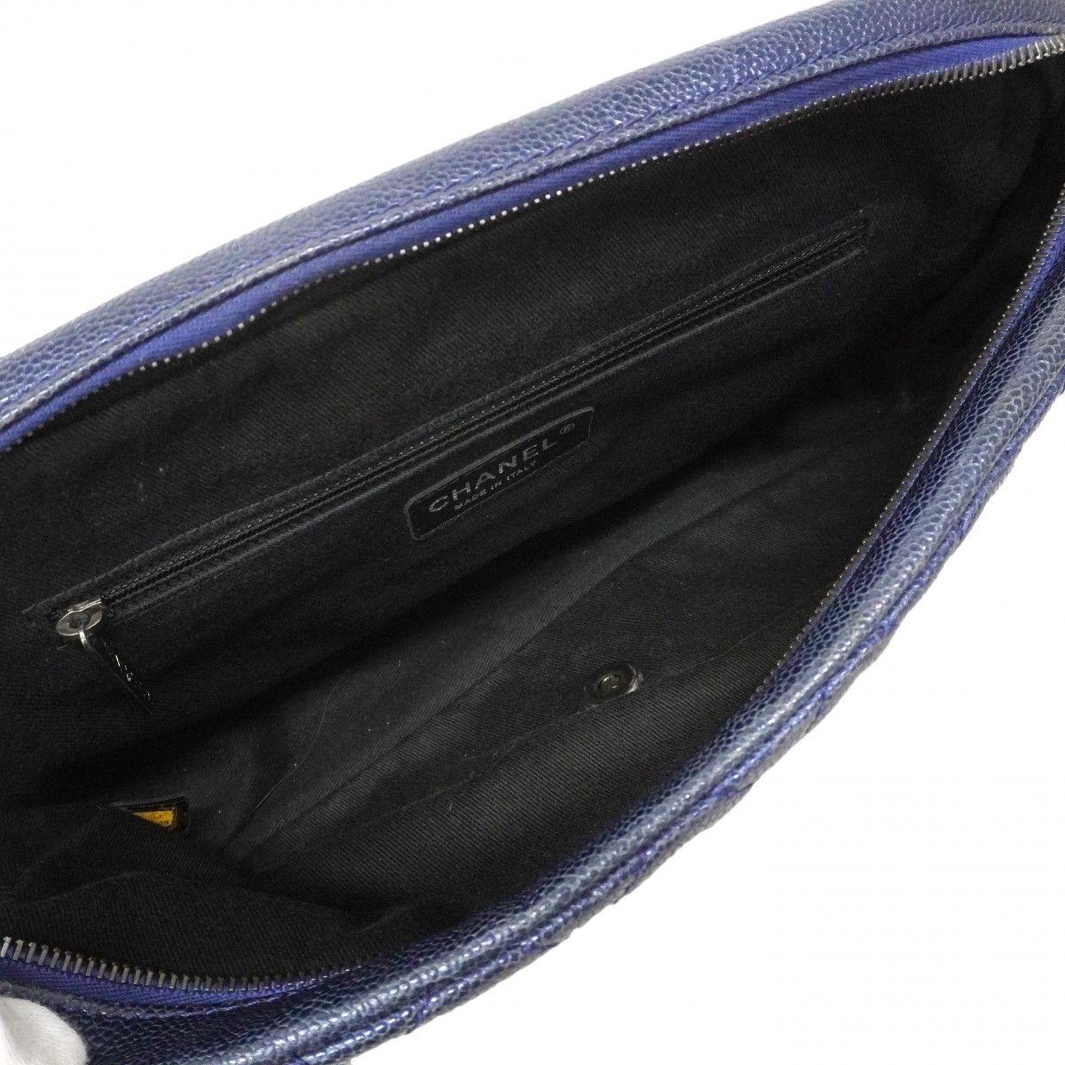 Chanel Shoulder Bag Quilted Caviar Leather Blue Silver — view 4