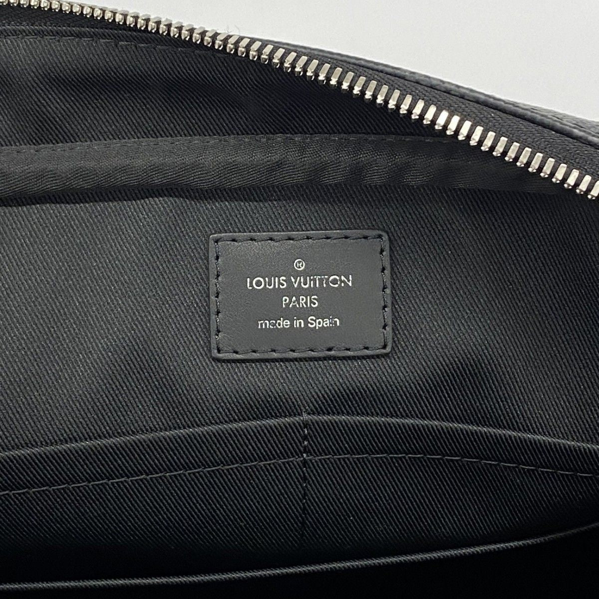 Louis Vuitton Shoulder Bag Damier Graphite Dayton MM Black — view 5