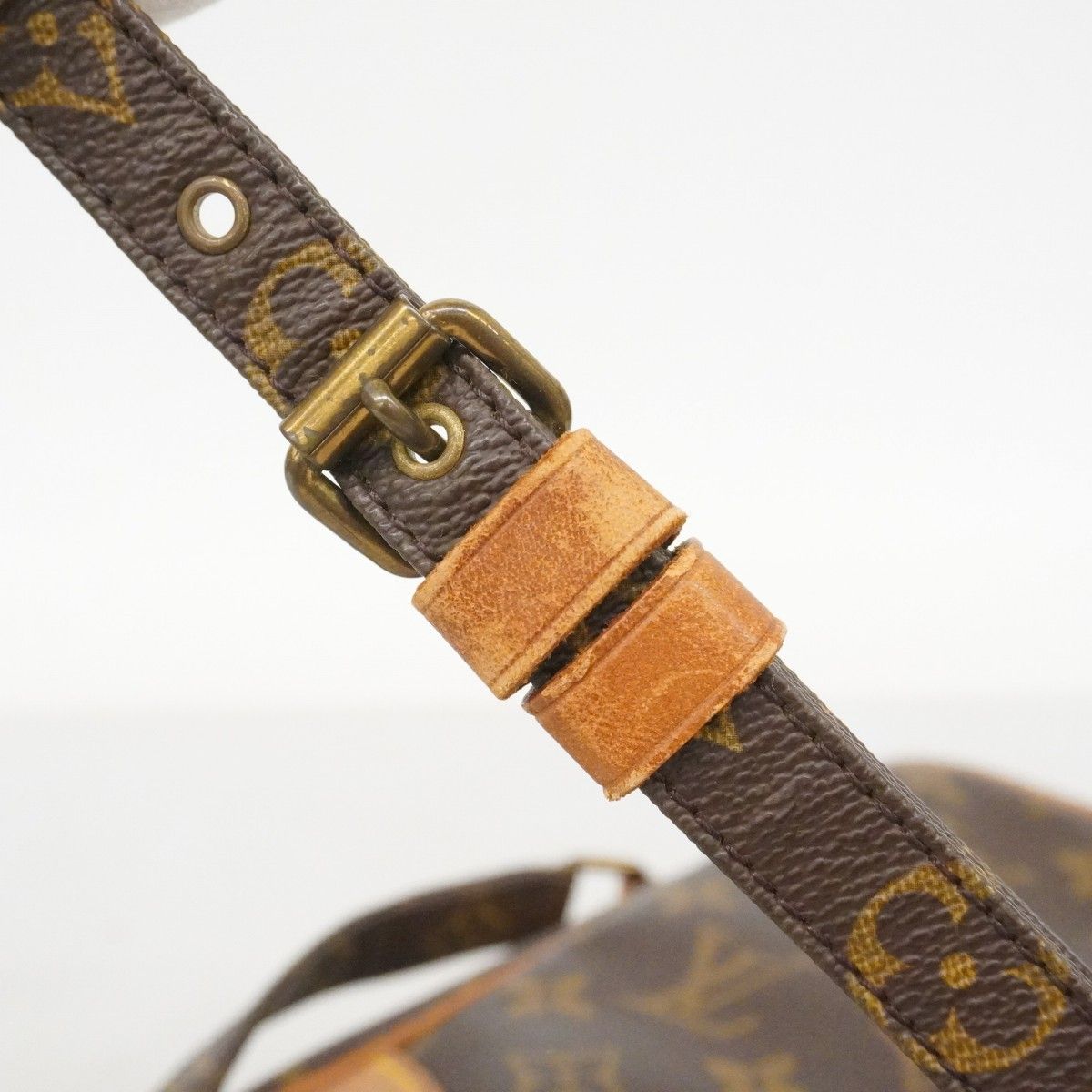Louis Vuitton Shoulder Bag Monogram Amazon Brown — view 9