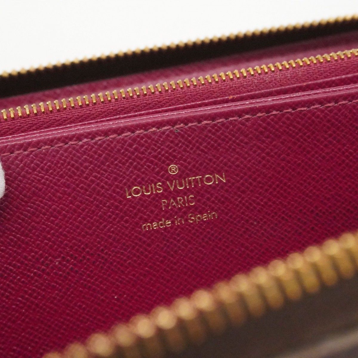 Louis Vuitton Wallet Monogram Zippy Fuchsia — view 4