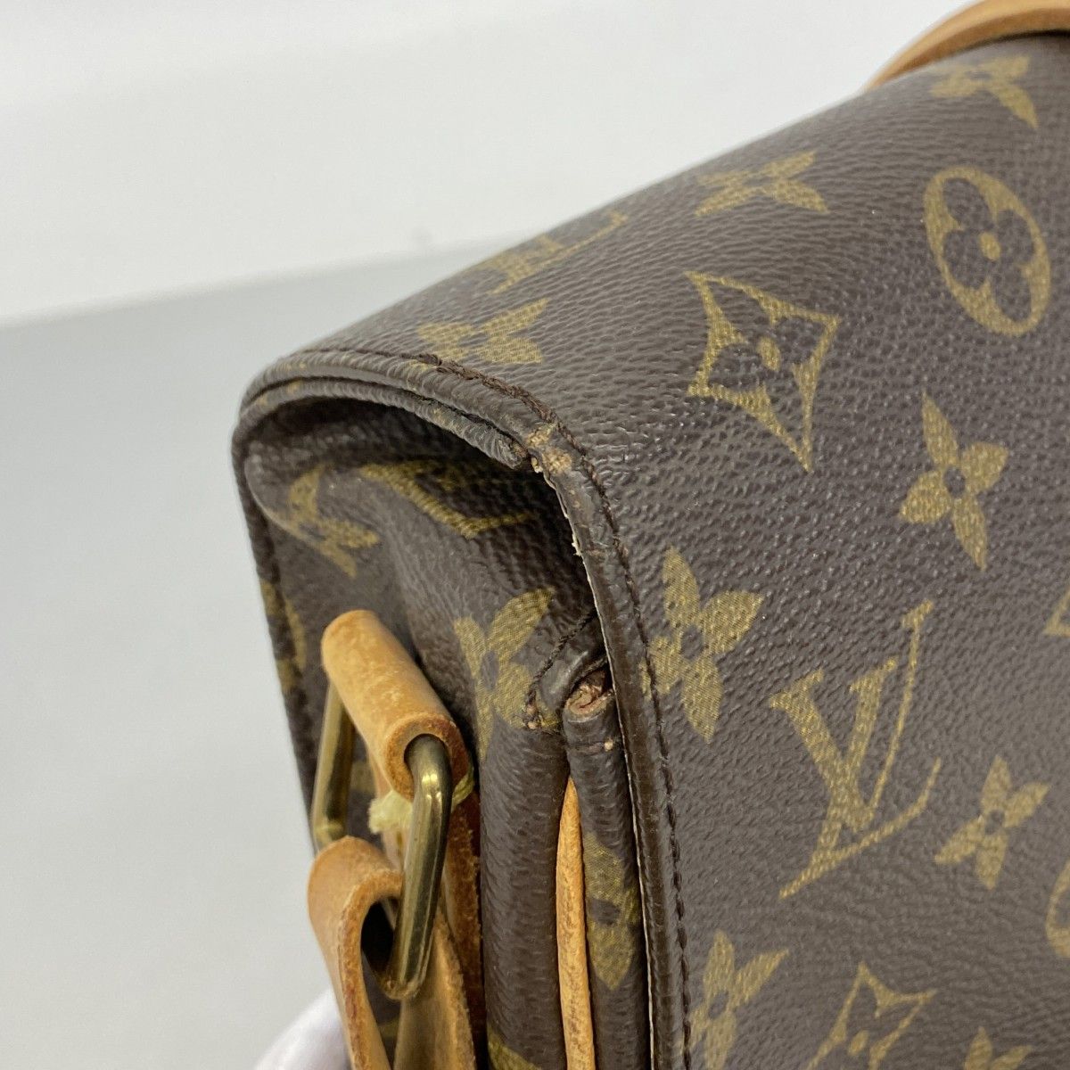 Louis Vuitton Shoulder Bag Monogram Cartouchiere MM Brown — view 7