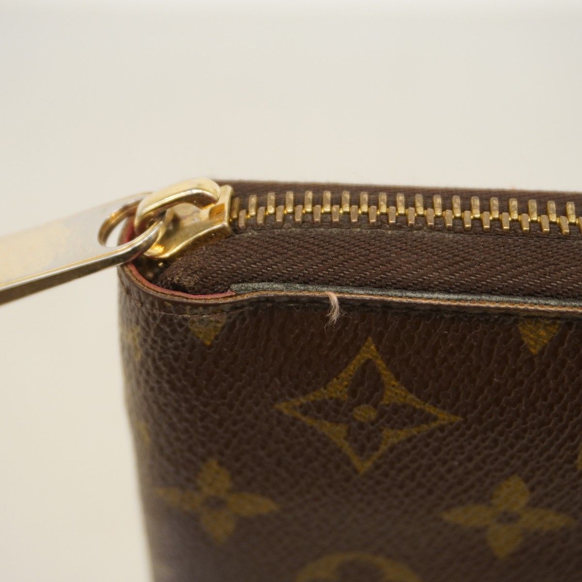 Louis Vuitton Wallet Monogram Line Zippy Guruna Dresses — view 7