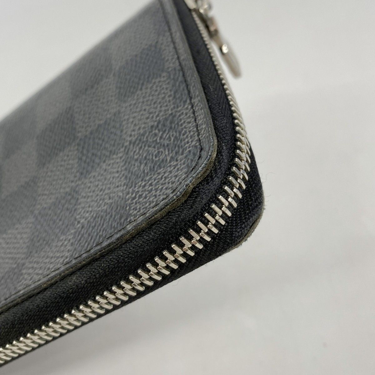 Louis Vuitton Wallet Damier Graphite Zippy Vertical Black — view 5