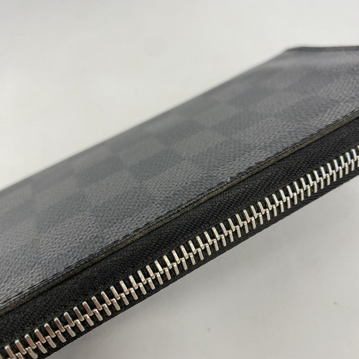 Louis Vuitton Wallet Damier Graphite Zippy Vertical Black — view 6