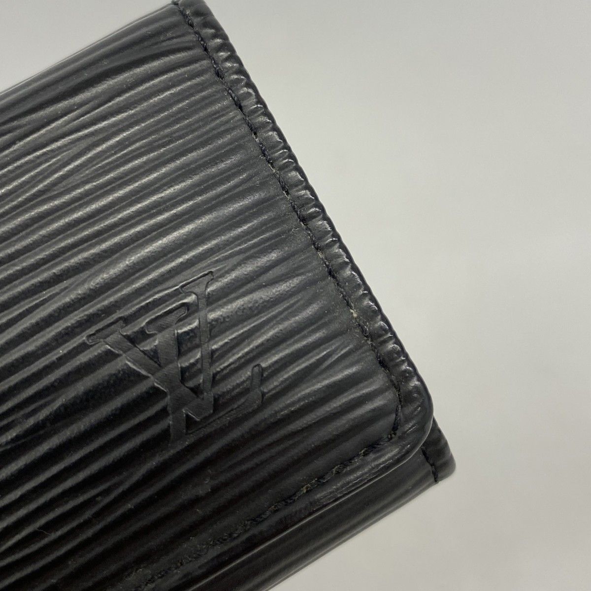 Louis Vuitton Key Case Epi Multicles 4 Noir Key Holder — view 5