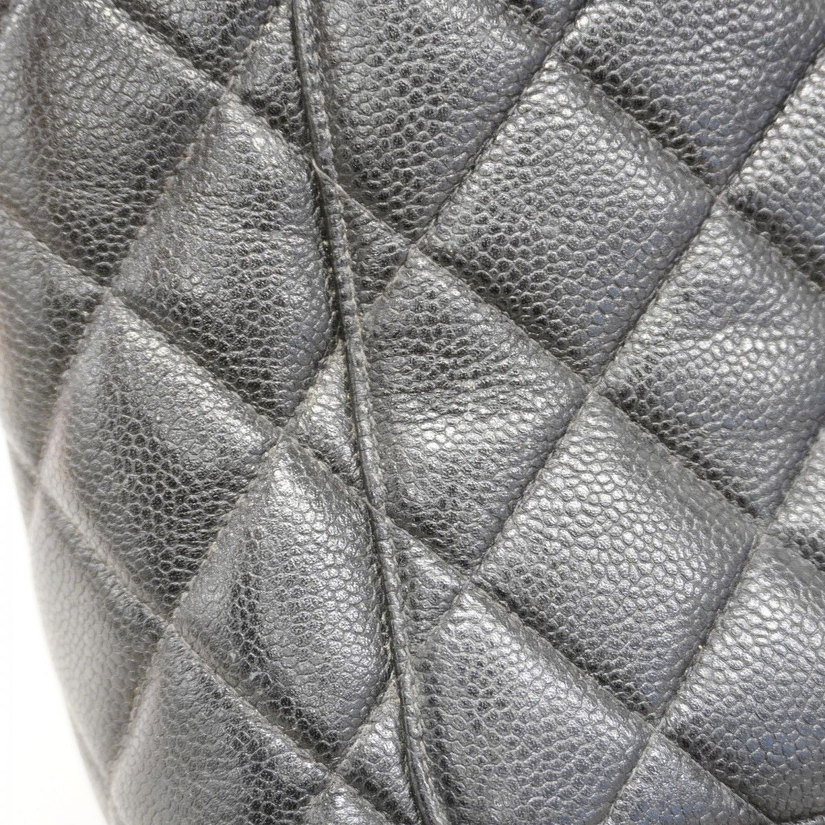 Chanel Tote Medallion Caviar Leather Black Gold — view 8