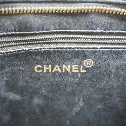 Chanel Tote Medallion Caviar Leather Black Gold — view 5