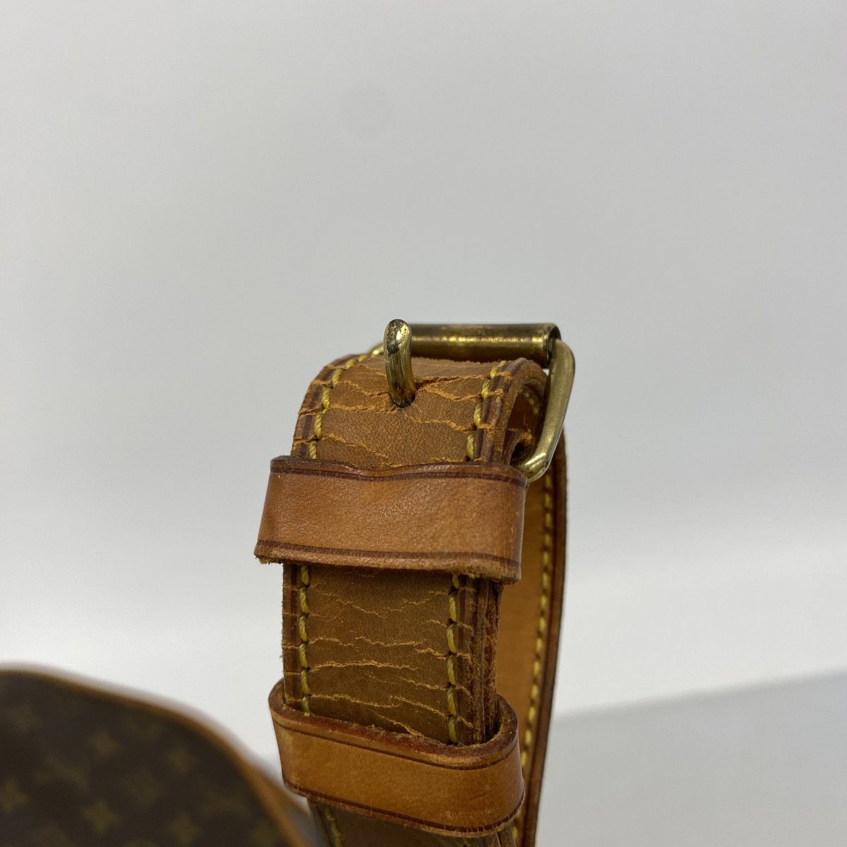Louis Vuitton Shoulder Bag Monogram Saumur 35 Brown — view 9