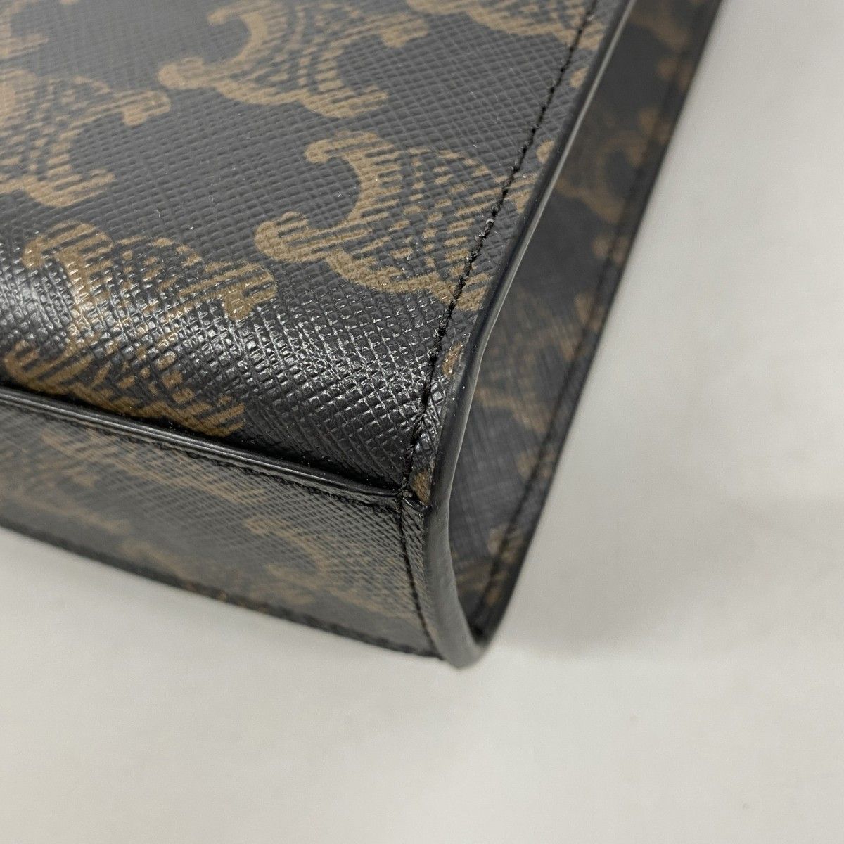Celine Handbag Triomphe Vertical Cover Brown — view 6