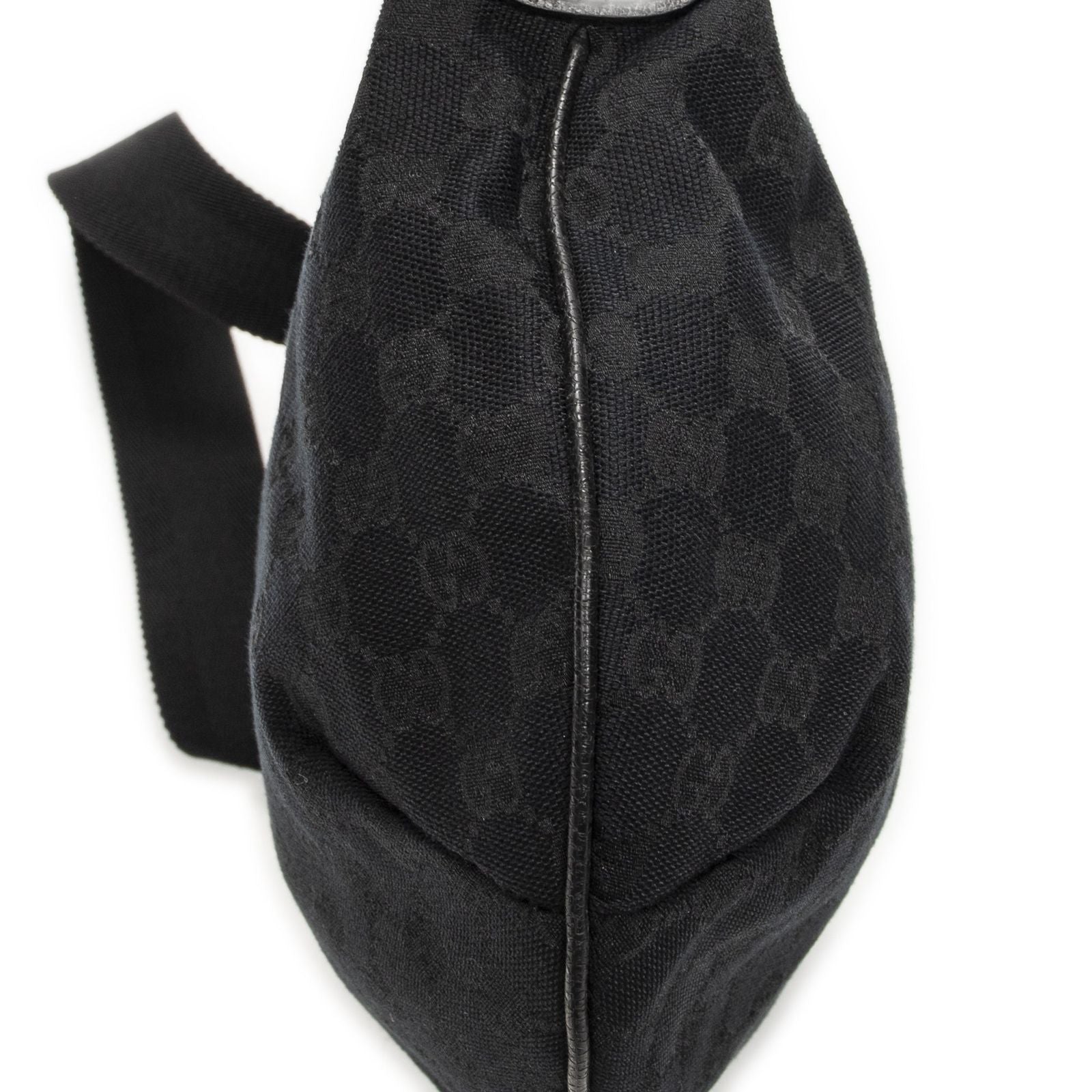 Gucci Half Moon Zip Messenger Black GG Canvas — view 7