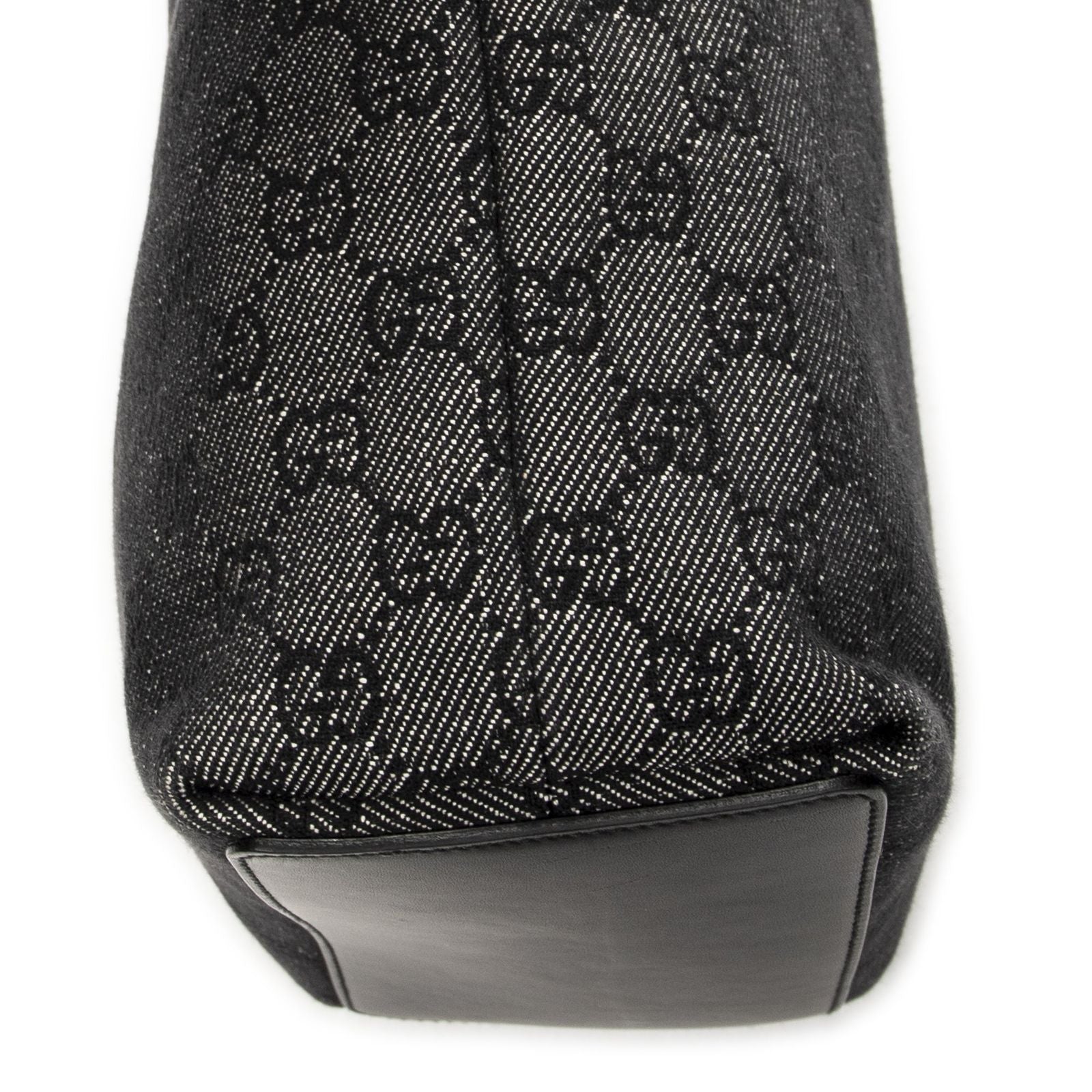 Gucci Bucket Tote Black — view 8