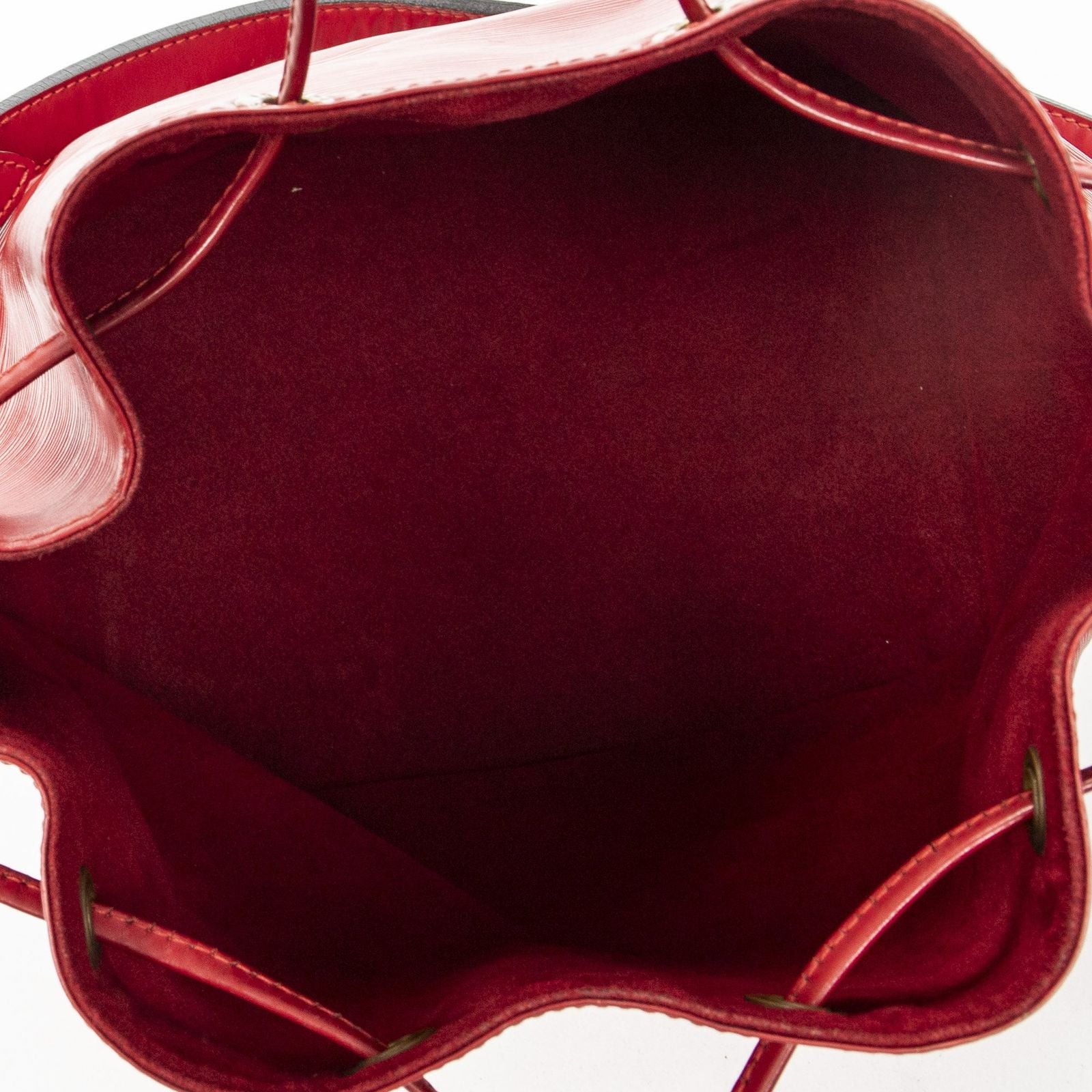 Louis Vuitton Noe Red — view 9