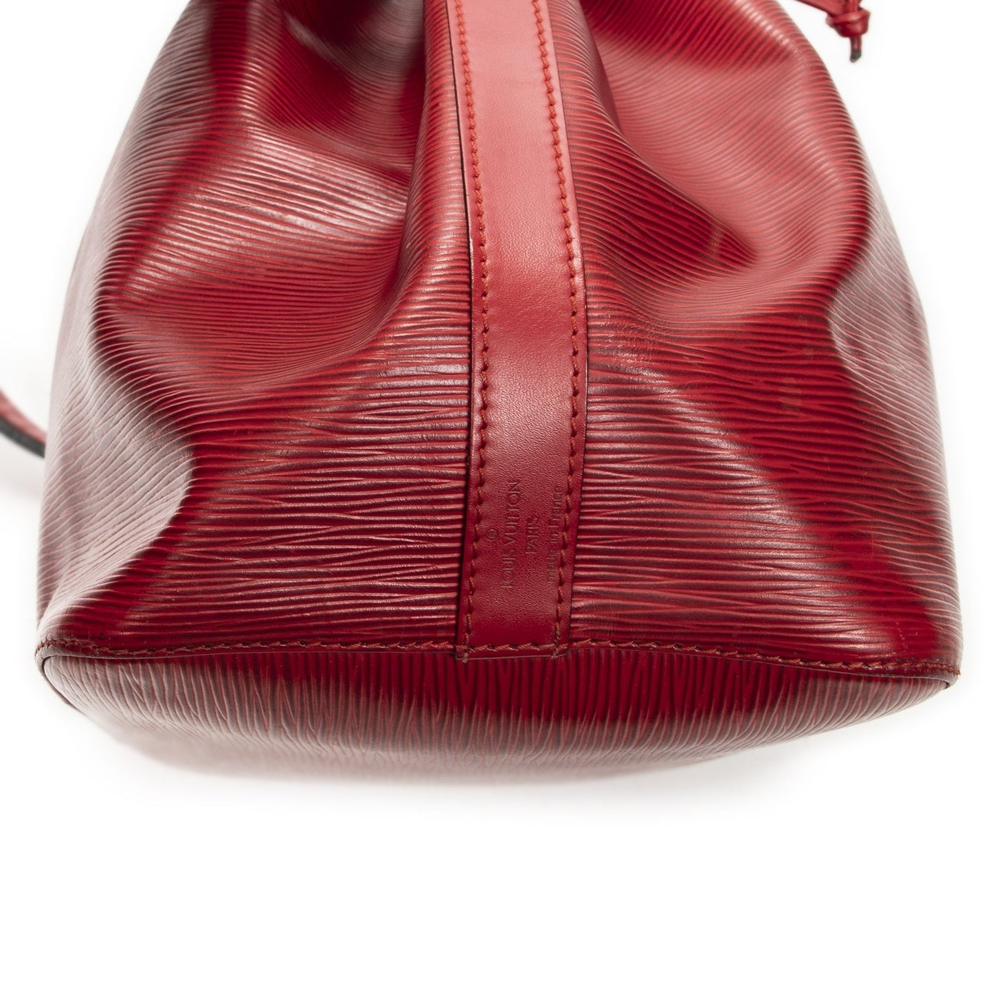 Louis Vuitton Noe Red — view 8