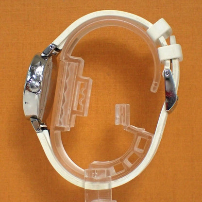 Louis Vuitton Tambour Moon Star PM Watch White — view 3