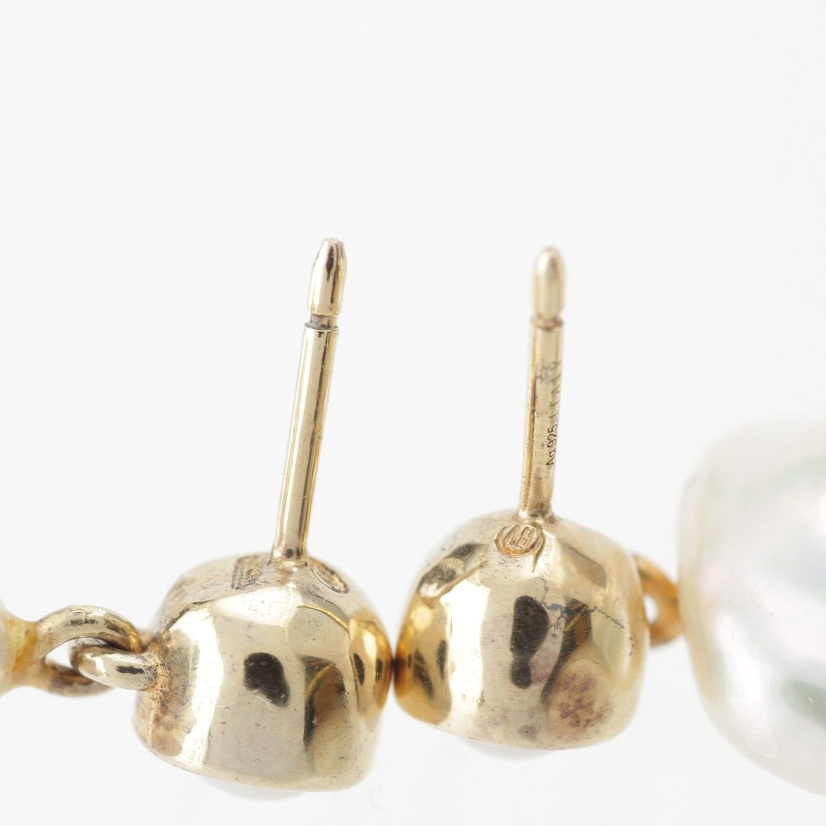 Bottega Veneta Animal Pearl Earrings White — view 7