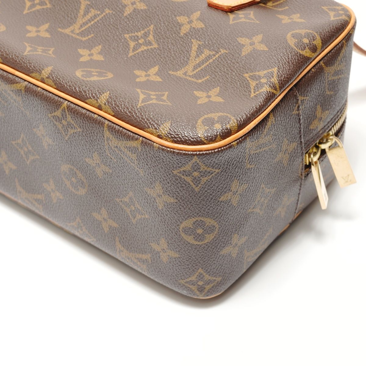 Louis Vuitton Shoulder Bag Monogram City MM — view 6