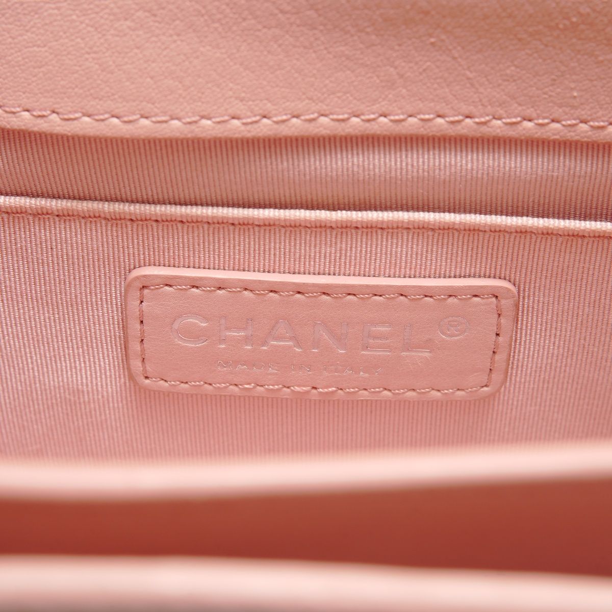 Chanel Shoulder Bag Half CC Logo Leather Chain — view 9
