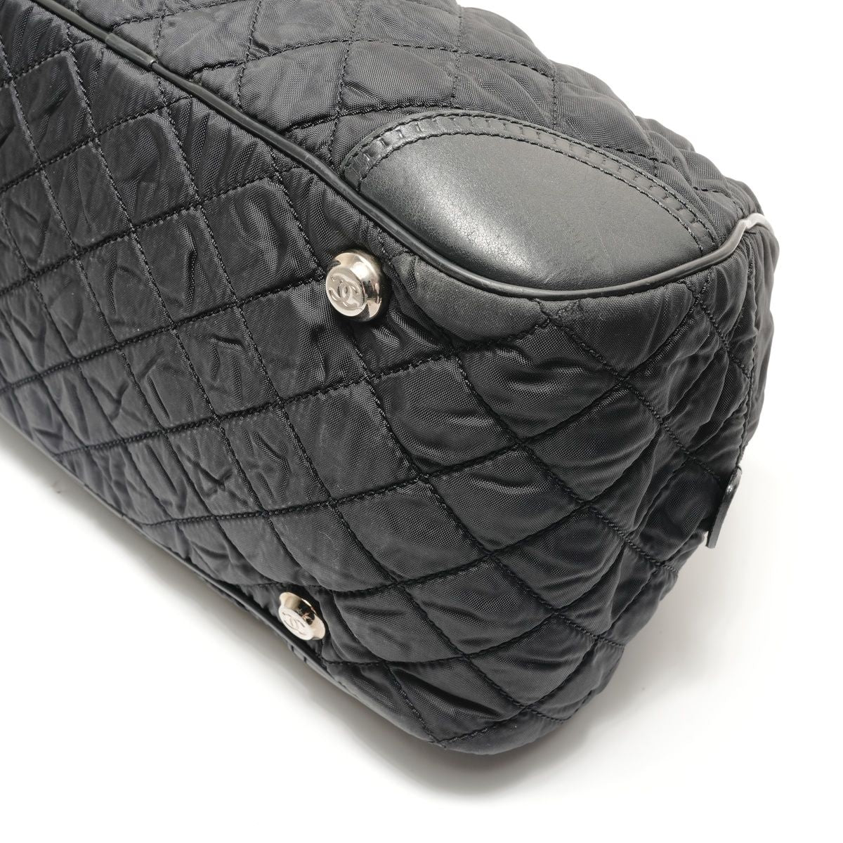 Chanel Handbag Paris New York Line Quilted — view 6