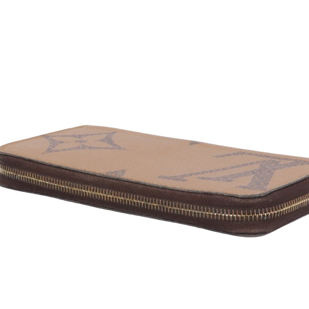 Louis Vuitton Zippy Wallet Monogram Giant Reverse — view 9