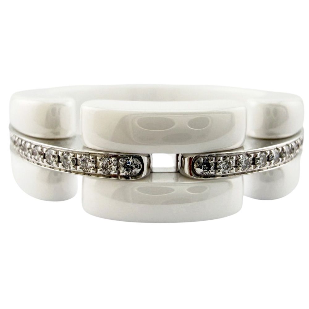 Chanel Ultra Ring 18k White Gold Diamond — view 3