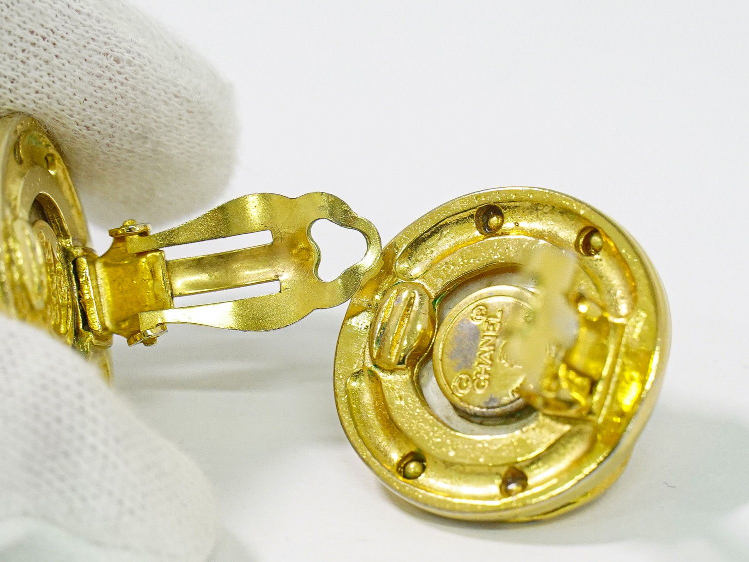 Chanel CC Logo Faux Pearl Earrings Gold Plated White — view 3