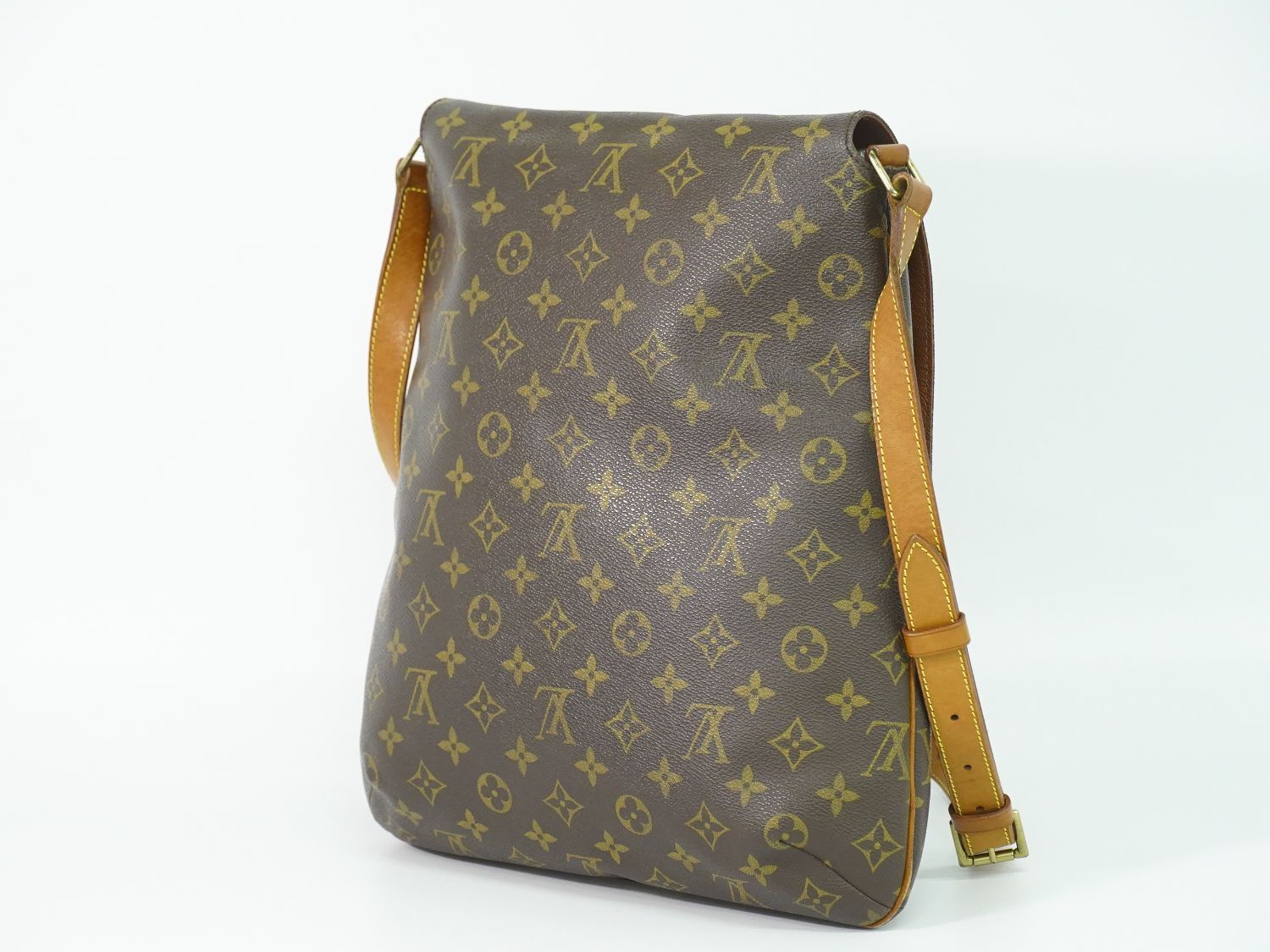 Louis Vuitton LV Musette Monogram Shoulder Bag Pochette Brown — view 2
