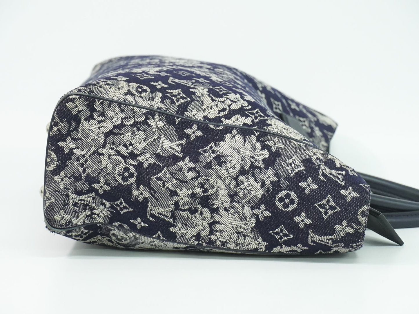 Louis Vuitton LV Grand Sac Monogram Tapestry Tote Navy — view 4