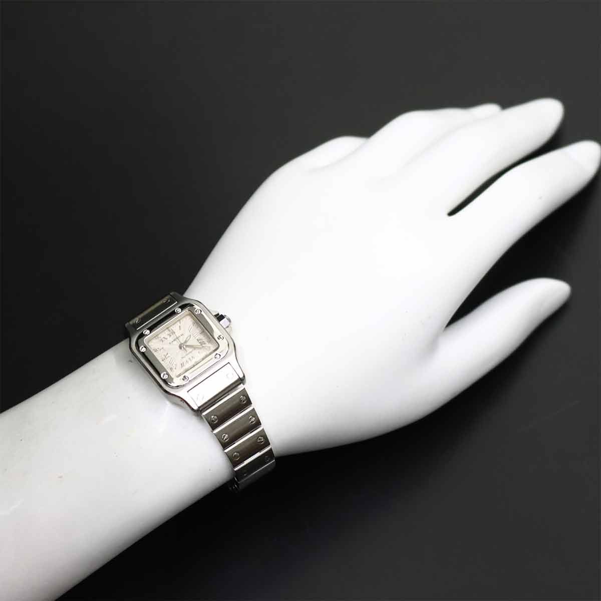 Cartier Santos Galbe SM Watch Date Silver Automatic — view 4