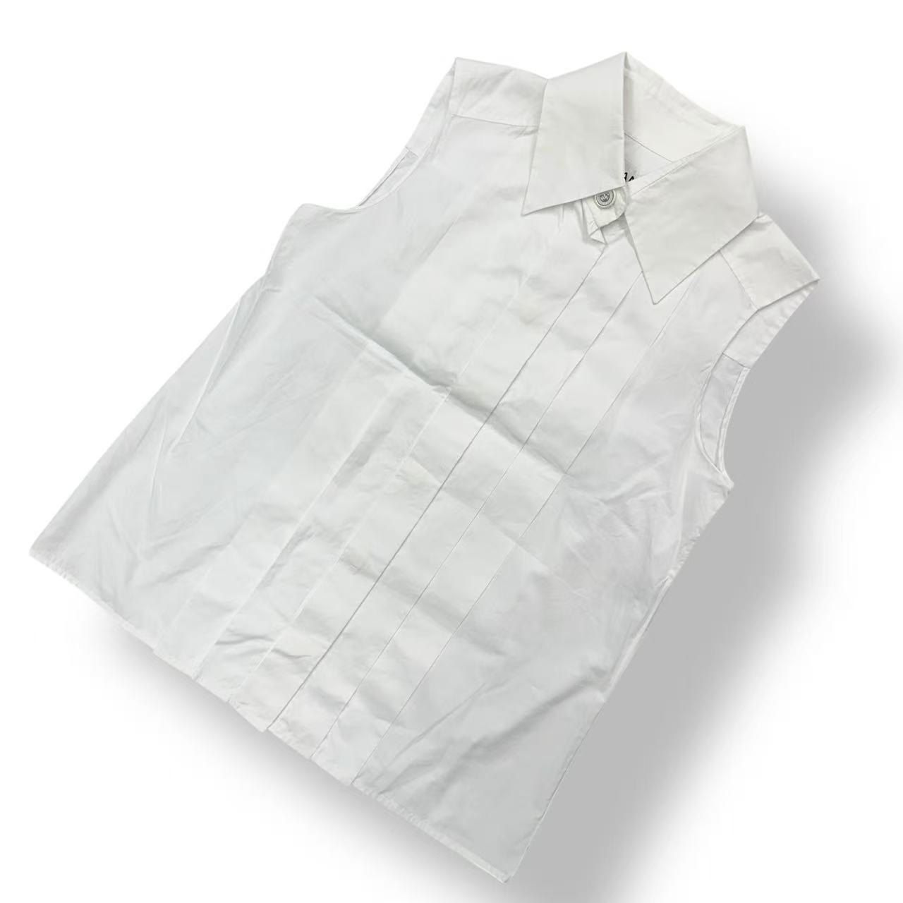 Chanel Top Pintuck Front Sleeveless Shirt Blouse White 36 Cotton