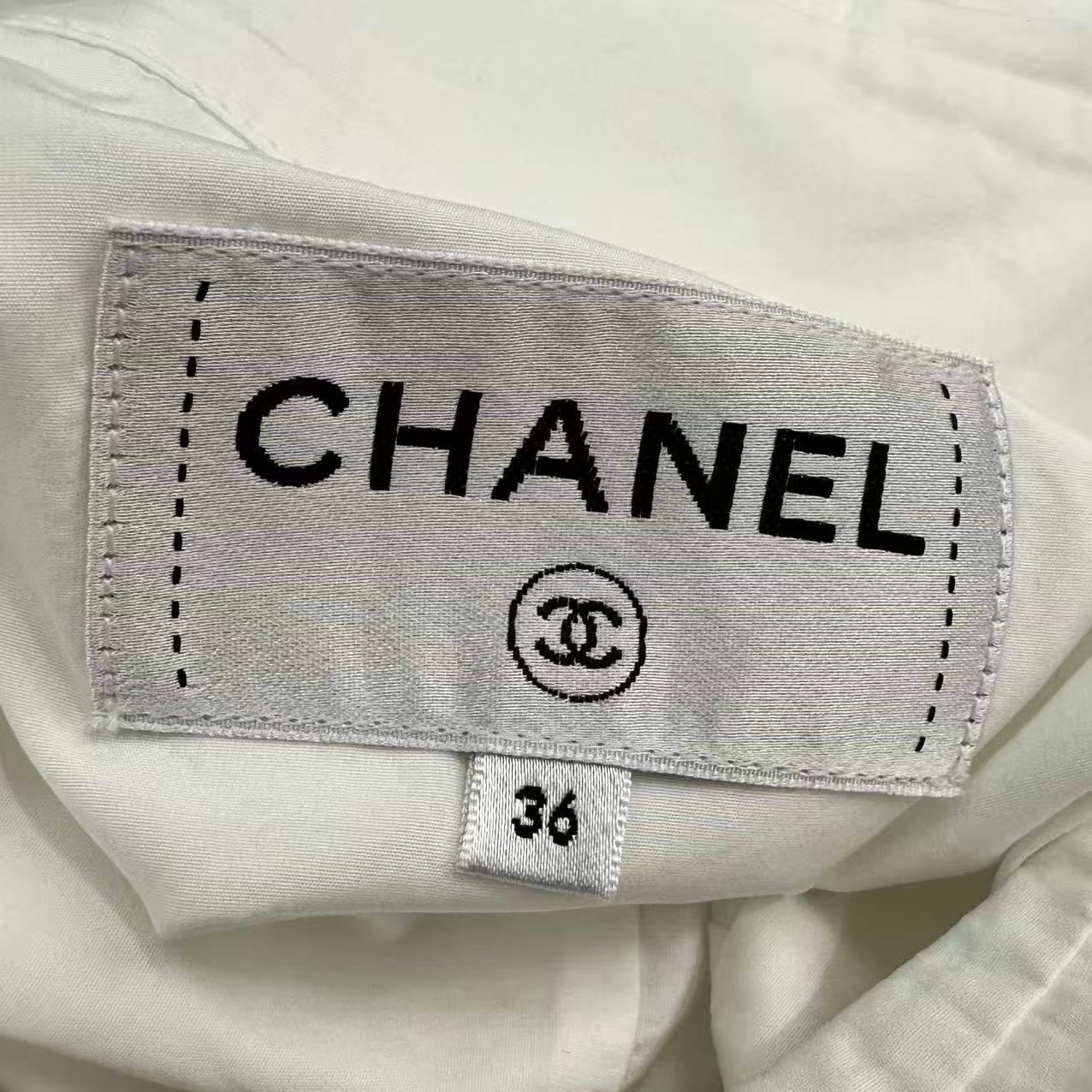 Chanel Top Pintuck Front Sleeveless Shirt Blouse White 36 Cotton — view 4