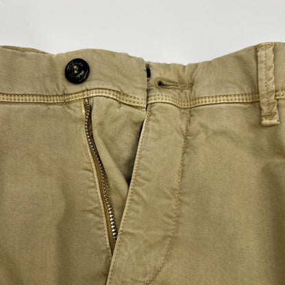 Moncler Beige Pantalone Bermuda Shorts 50 — view 3