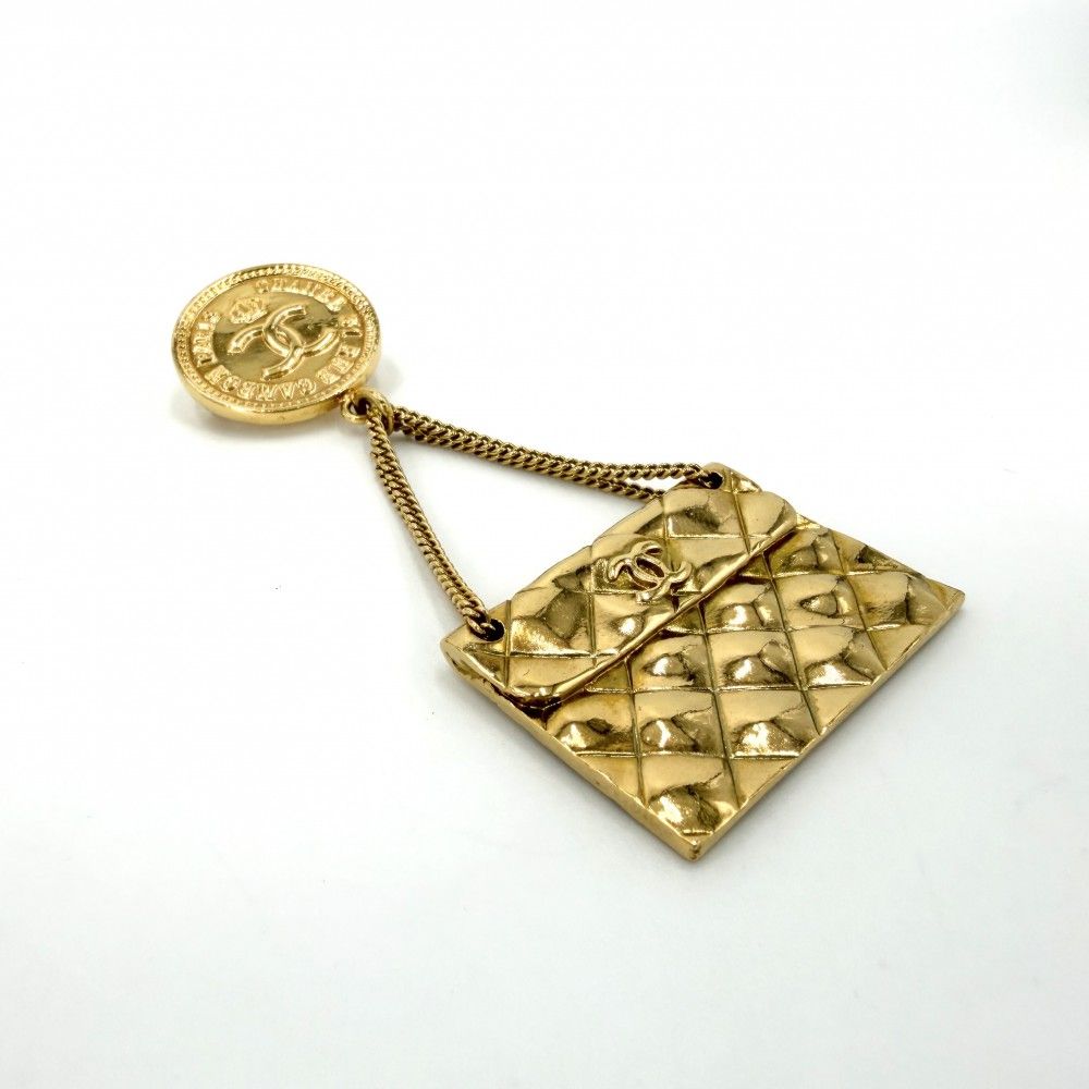 Chanel Brooch Quilted Bag Motif CC Logo Swing Vintage Gold Plated — view 3