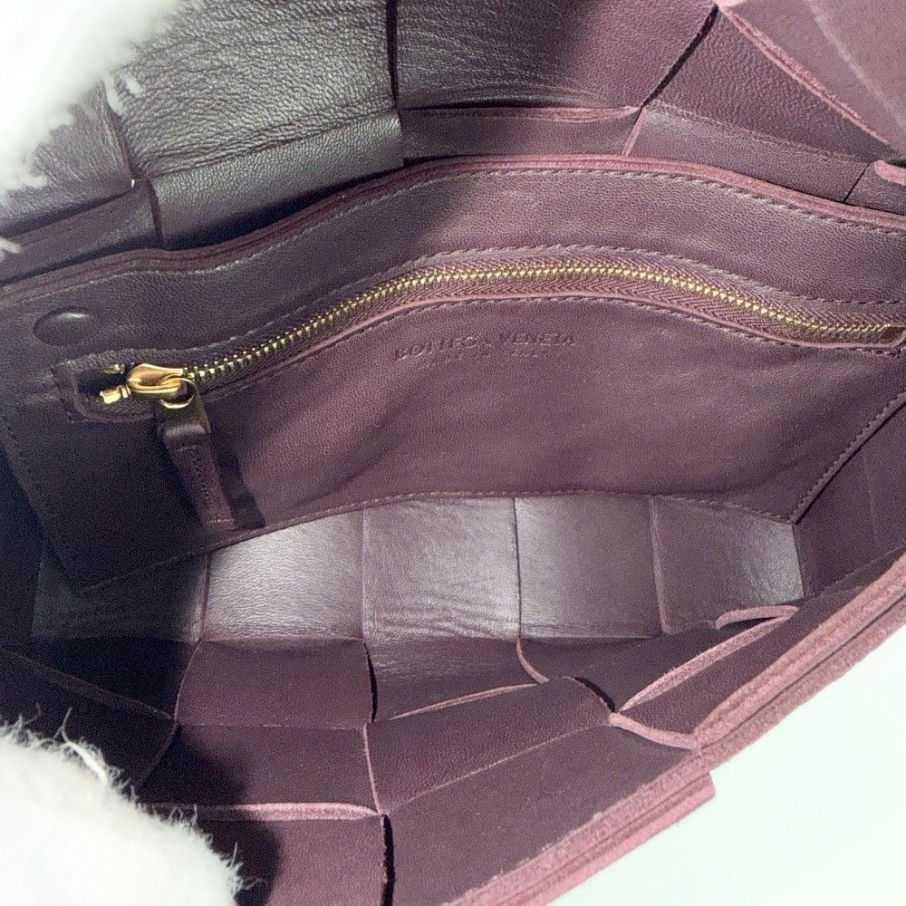 Bottega Veneta Shoulder Bag Maxi Intrecciato Cassette Crossbody Leather Brown — view 4