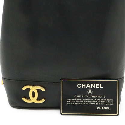 Chanel CC Logo Shoulder Bag Pochette Crossbody Lambskin Leather Black Gold — view 9